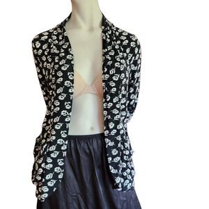 Forever 21 Women's Size Medium Black & White Open Front Cardigan Blouse